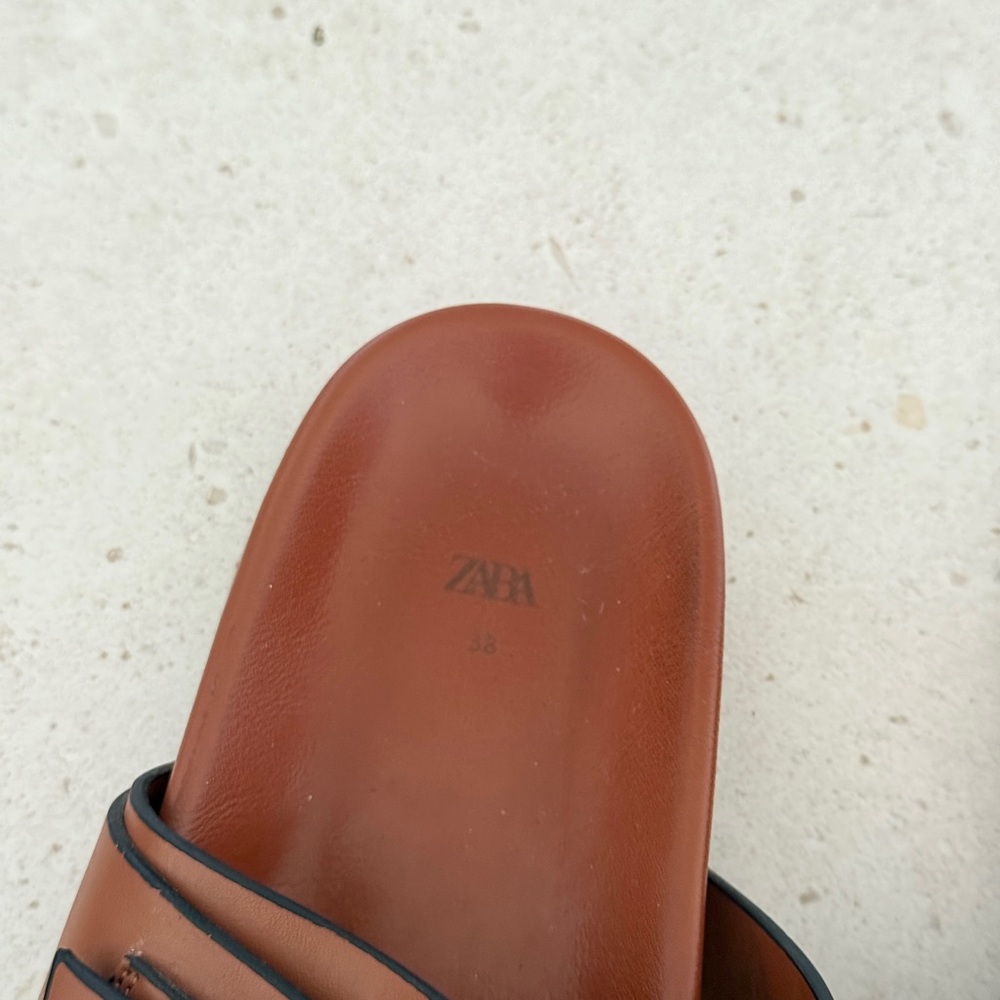 Zara Tan Leather Slide Sandals with Gold Buckles - Picture 4 of 5